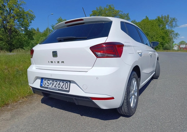 Seat Ibiza cena 43500 przebieg: 63000, rok produkcji 2018 z Słupsk małe 704